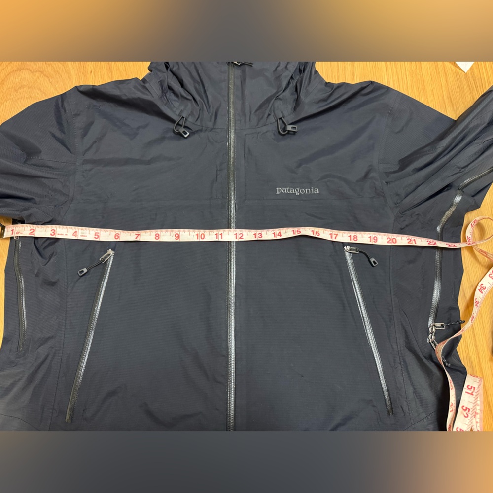 Patagonia M’s Super Cell Jacket – GORE-TEX Paclite® – Size M – Black - Picture 15 of 16